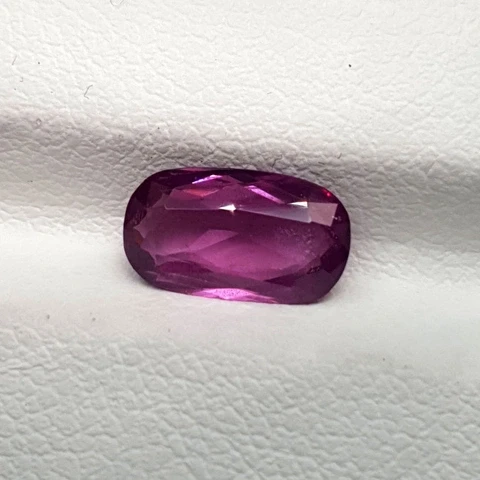1ct Malawi Garnet 253