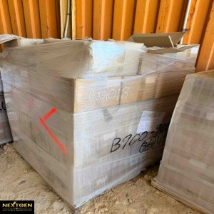 Pallet of mixed plastic bags NG018