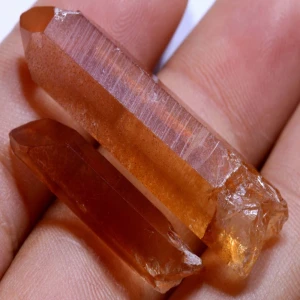 37ct Tangerine Quarts Crystal RG617