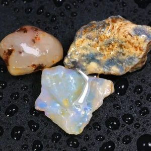 16ct Lighting Ridge Dark opal rough parcel F436