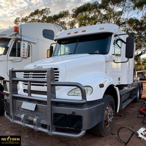 2005 Freightliner Columbia