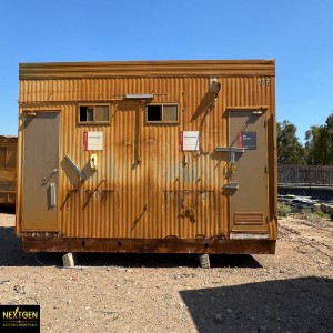 Transportable toilet building