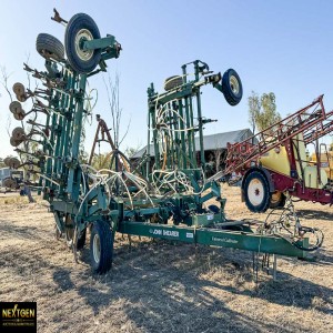 John Sheerer Air seeder bar and Harmon 3100 Bin