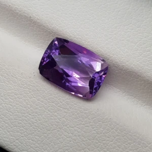 2ct Natural purple Amethyst 250