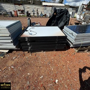 Pack of 15 Solar panels 0087