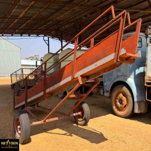 Portable Sheep Ramp Red