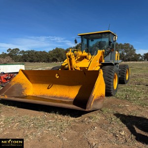 Front end Loader