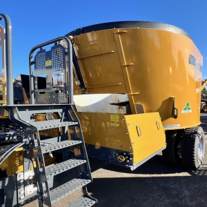 Ausmix XL14 Vertical Mixer