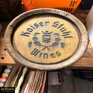 Kaiser Stuhl Wines Cast end Hanging Ornament