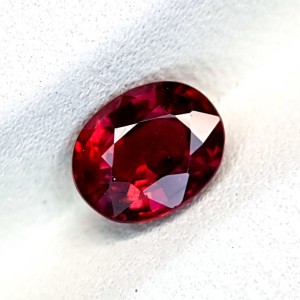 Malawi red Garnet